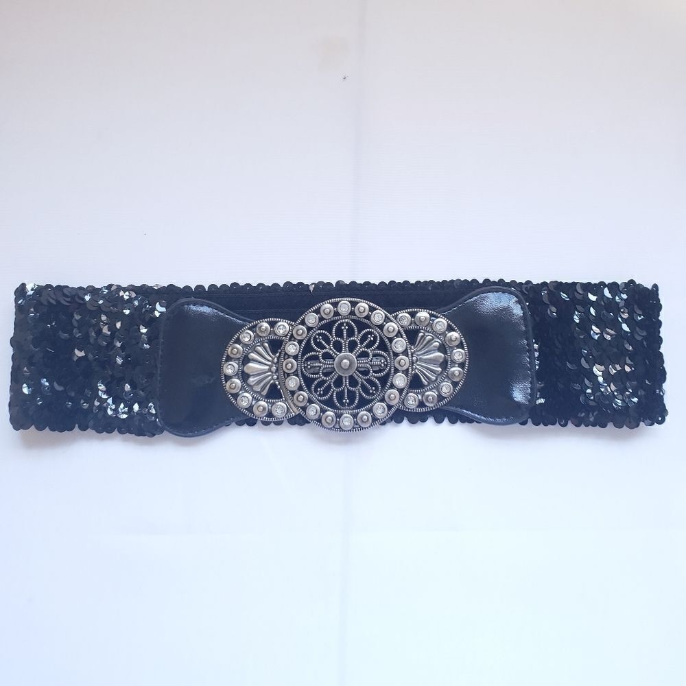 Black and silver sequin belt